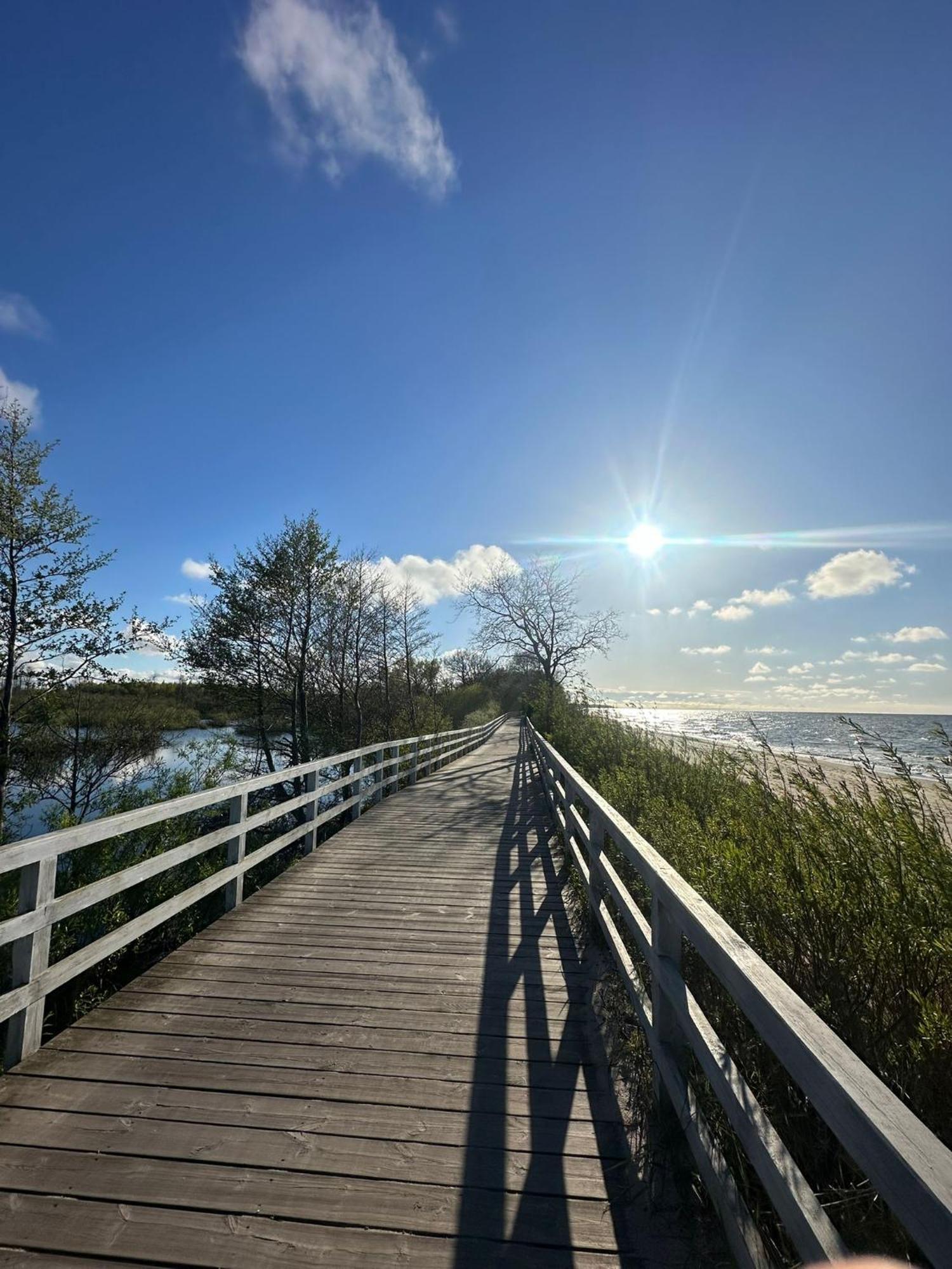 4summer White Blue Sauna & Fitness & Parking 100 Metrow Do Pieknej Szerokiej Piaszczystej Plazy, Wspanialy Widok Z Duzego Tarasu! 100 Meter Zu Einem Schoenen Breiten Sandstrand, Herrliche Aussicht Von Einer Grossen Terrasse! Apartment Kolberg