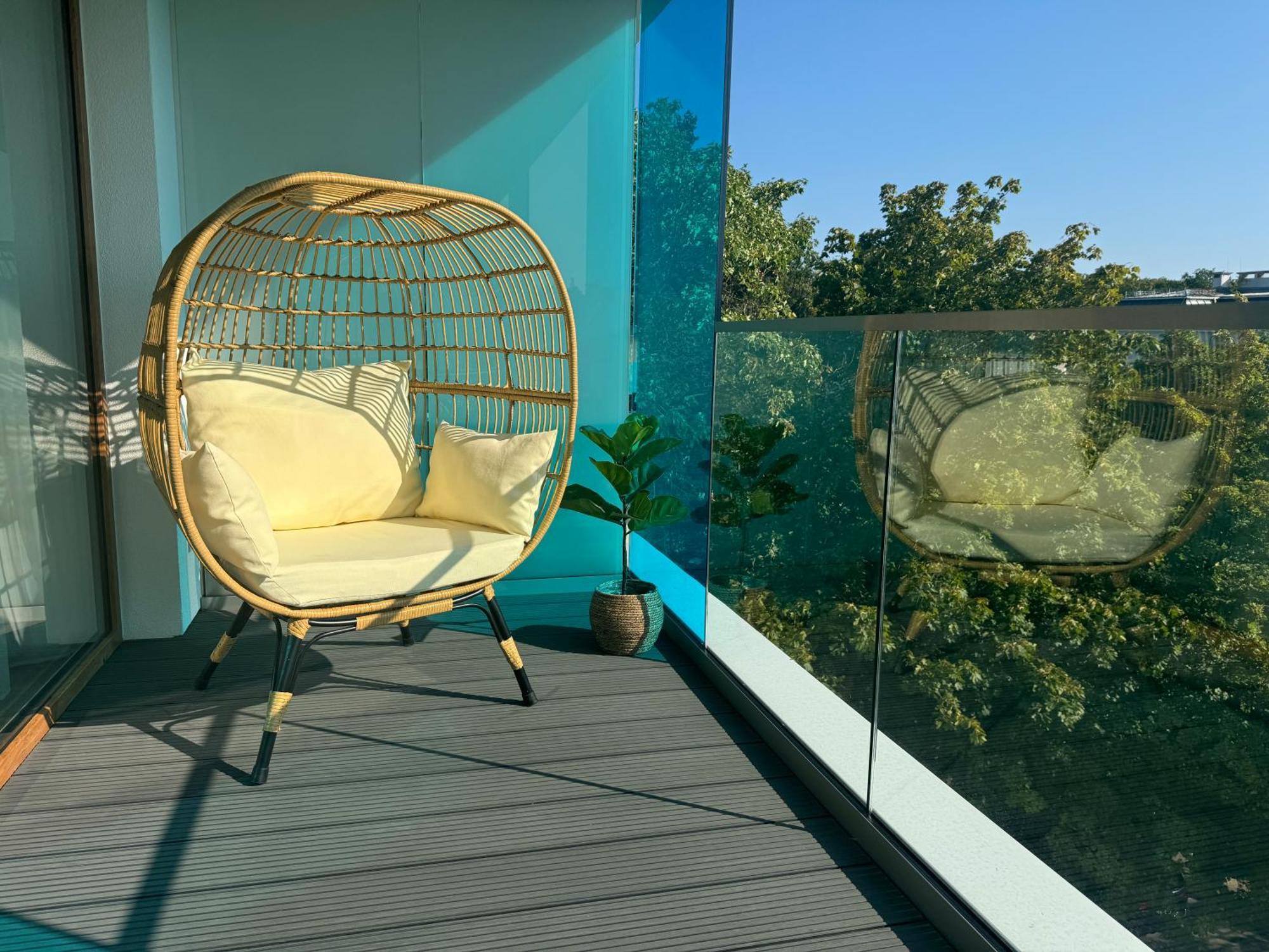 Apartment 4summer White Blue Sauna & Fitness & Parking 100 Metrow Do Pieknej Szerokiej Piaszczystej Plazy, Wspanialy Widok Z Duzego Tarasu! 100 Meter Zu Einem Schoenen Breiten Sandstrand, Herrliche Aussicht Von Einer Grossen Terrasse!